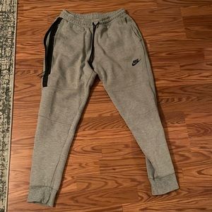 Nike Tech Fleece Joggers